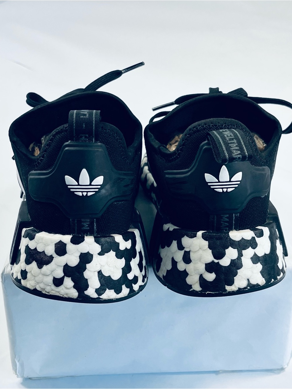 Adidas Youth NMD R 1 Running Shoes #GW9594 Black White Speckled Boys:6 Sneakers - Picture 4 of 15